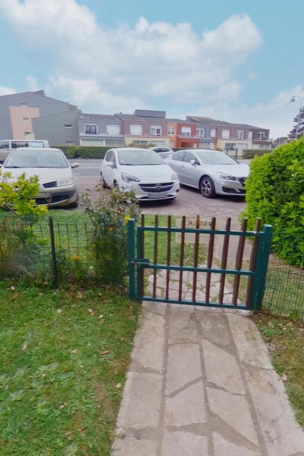 Appartement Proche De La Mer Courseulles-sur-Mer Kültér fotó